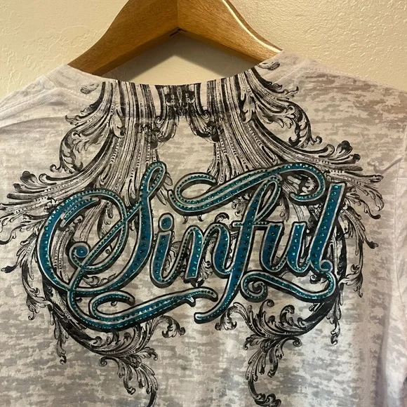 Sinful Graphic Tee from Buckle - Picture 8 of 10